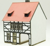 Die Modellbahnwerkstatt 1940 - H0 - Harzer Stadt-Fachwerkhaus mit Tordurchfahrt, zweistöckig